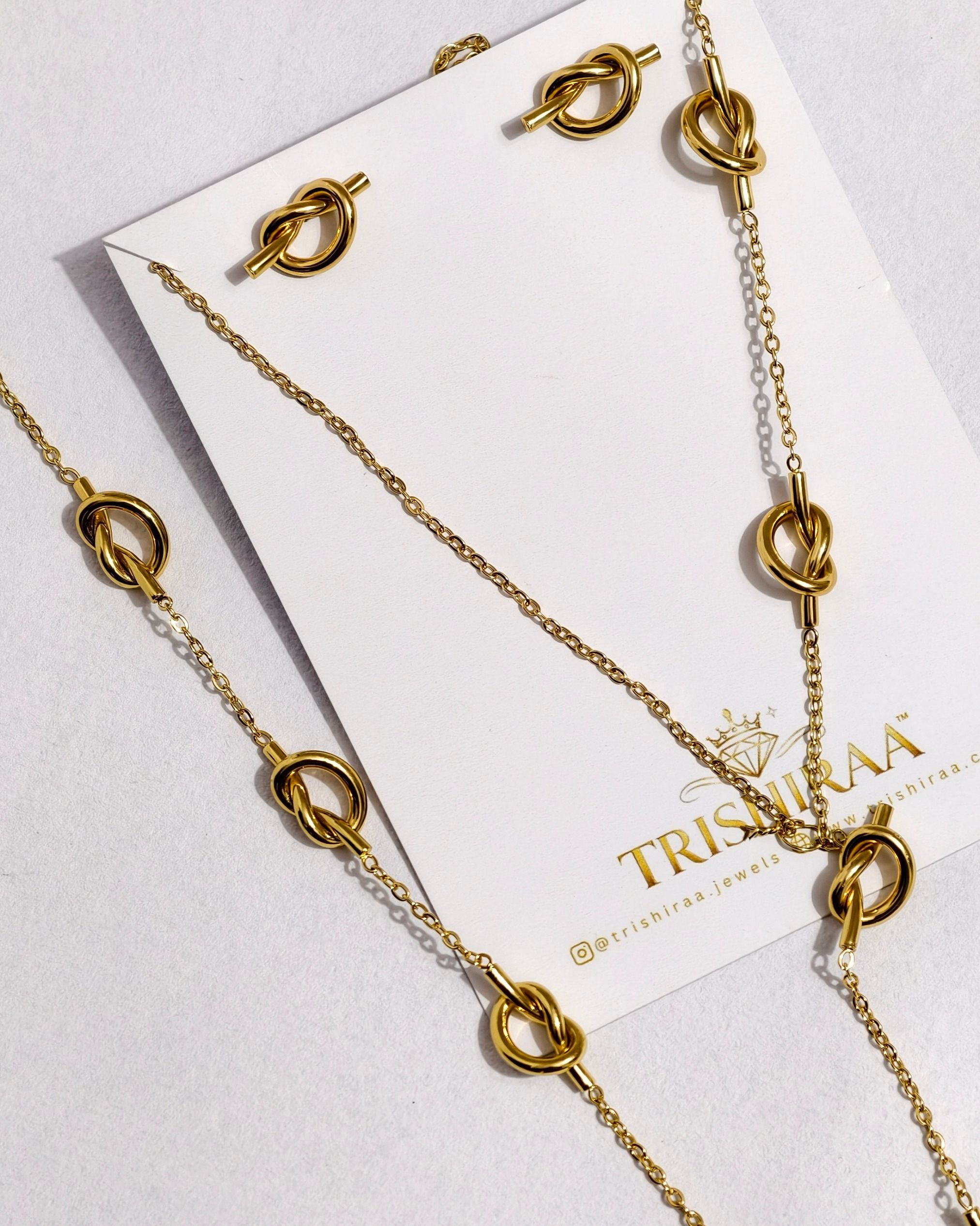 Knot Link Chain Set with Bracelet – Premium Stainless Steel Necklace, Earrings & Bracelet